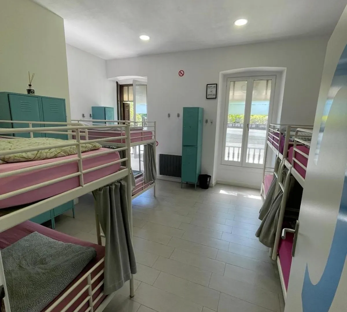 Downtown River Hostel Σαν Σεμπαστιάν